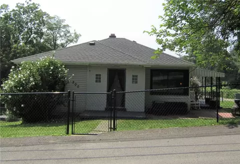 200 Irwin St, Claysville, PA 15323