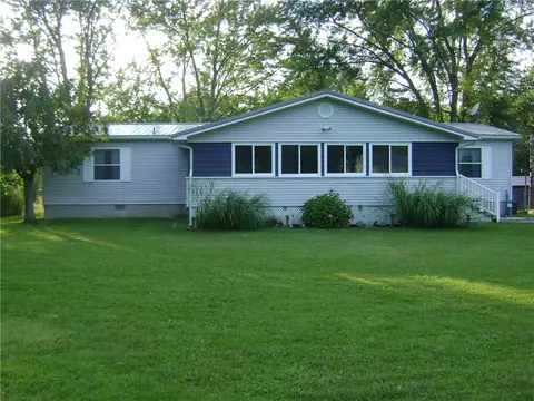 9681 Stillwater Trl, Linesville, PA 16424