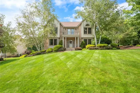 100 Golfview Dr, Gibsonia, PA 15044