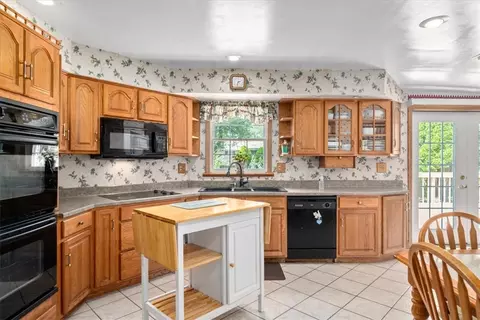 1123 Seneca Dr, Harmony, PA 16037 photo 18