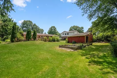 1123 Seneca Dr, Harmony, PA 16037 photo 5