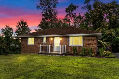 1225 Tuscarawas Rd, Beaver, PA 15009
