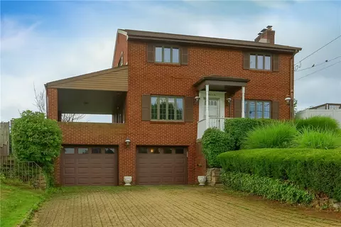 106 Hershey Dr, Mckeesport, PA 15132