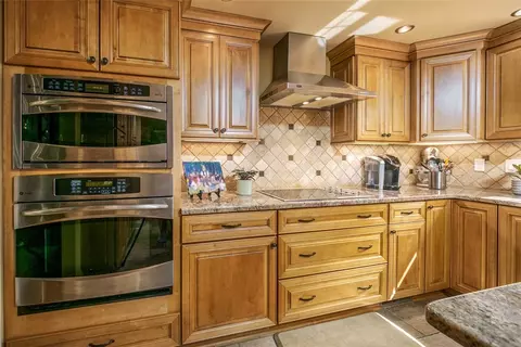 2411 Willow Dr, Export, PA 15632 photo 14