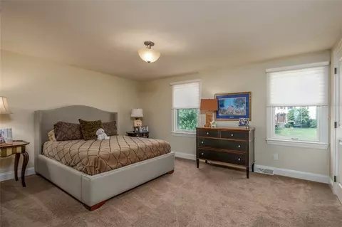 2411 Willow Dr, Export, PA 15632 photo 27