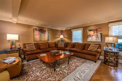 2411 Willow Dr, Export, PA 15632 photo 6