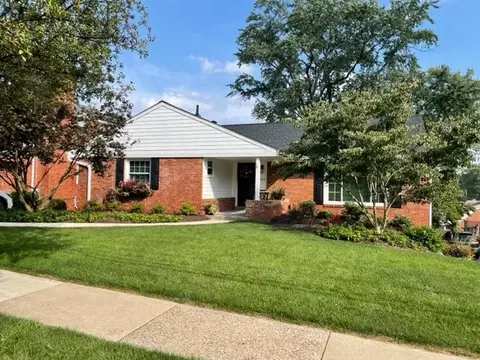 244 Hoodridge Dr, Pittsburgh, PA 15234
