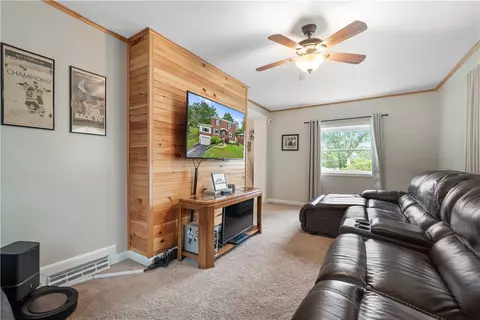 2007 Michael Ave, Irwin, PA 15642 photo 13
