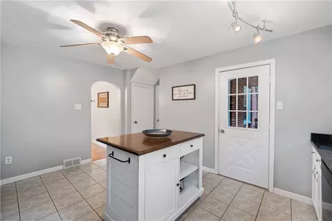 2007 Michael Ave, Irwin, PA 15642 photo 5