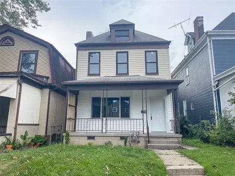1004 Moyer St, Pittsburgh, PA 15204