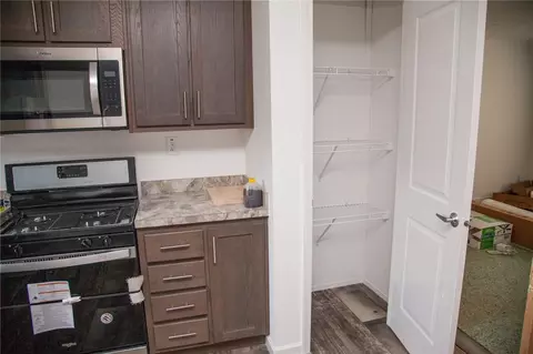 196 Commodore Dr, Perryopolis, PA 15473 photo 5
