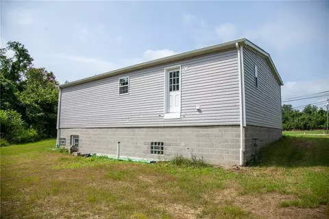 196 Commodore Dr, Perryopolis, PA 15473 photo 18