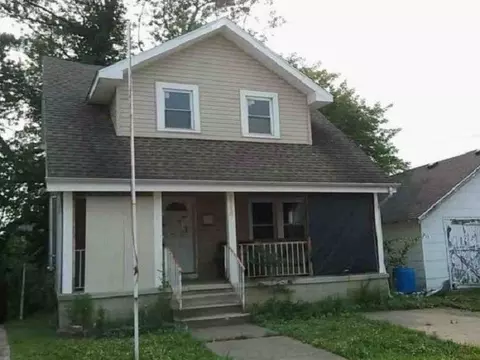 2114 Jackson Pl, Erie, PA 16510