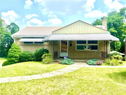 1949 Michigan Ave, West Mifflin, PA 15122