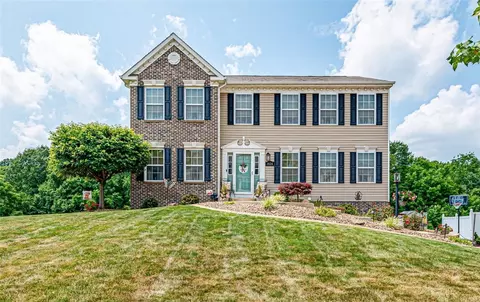 1824 Haflinger Dr, North Huntingdon, PA 15642