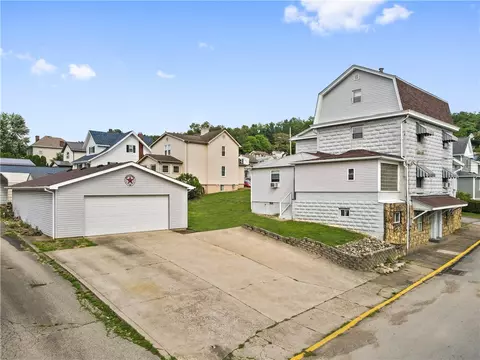 1 Graham Ave, Belle Vernon, PA 15012