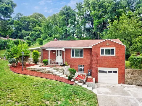 1549 Lucille Dr, Pittsburgh, PA 15234