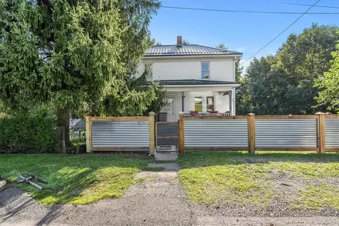 416 Barckhoff St, Pittsburgh, PA 15235