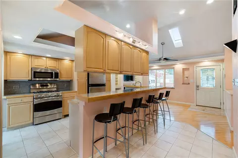 209 Cobb Ave, Pittsburgh, PA 15205 photo 8