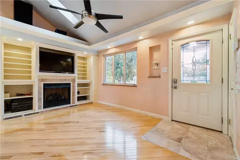 209 Cobb Ave, Pittsburgh, PA 15205 photo 4