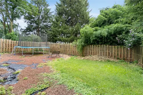 209 Cobb Ave, Pittsburgh, PA 15205 photo 30
