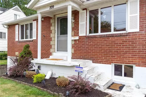 209 Cobb Ave, Pittsburgh, PA 15205 photo 2