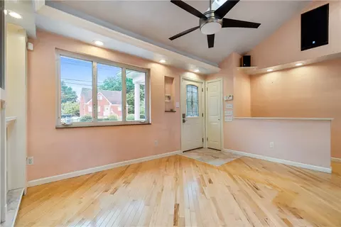 209 Cobb Ave, Pittsburgh, PA 15205 photo 5