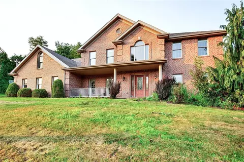221 Galbreath Rd, Monongahela, PA 15063