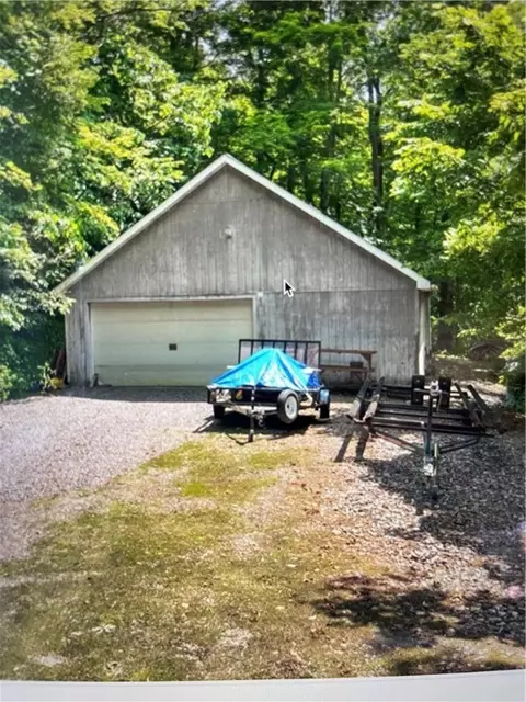 0 Lake, Addison, PA 15411