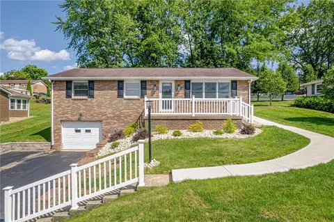 811 Seton View Dr, Greensburg, PA 15601