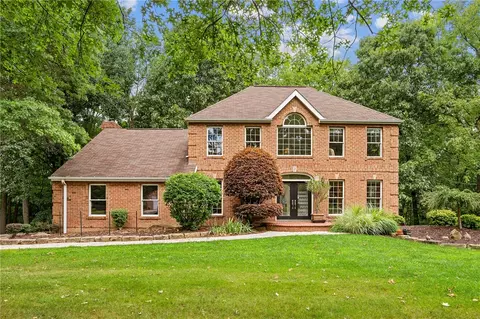 540 Green Parrot, Natrona Heights, PA 15065