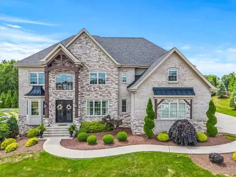 324 Braeburn Dr, Canonsburg, PA 15317