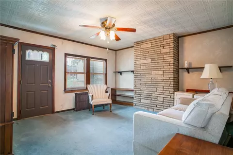 1828 Cecil St, Pittsburgh, PA 15215 photo 6