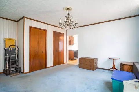 1828 Cecil St, Pittsburgh, PA 15215 photo 8