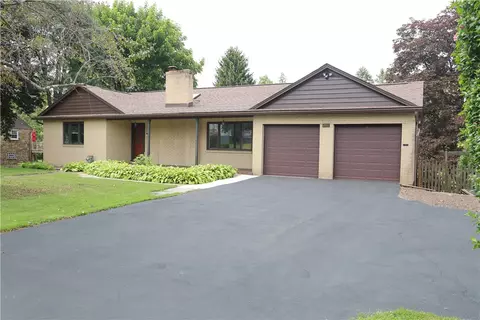 200 Arbutus Ave, Johnstown, PA 15904