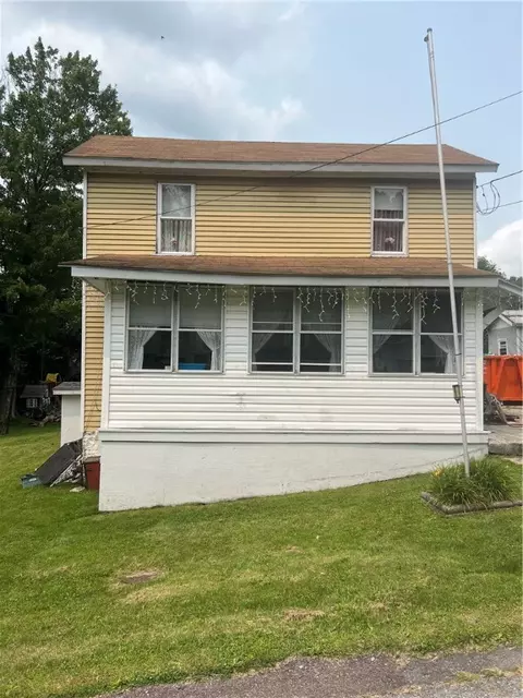 120 Wren St, Cairnbrook, PA 15924