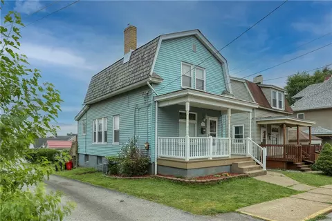 325 Brown St, Rochester, PA 15074