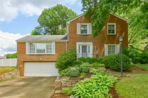 2010 Menold Dr, Allison Park, PA 15101