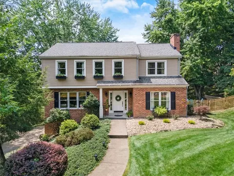 112 Candle Ridge Dr, Wexford, PA 15090