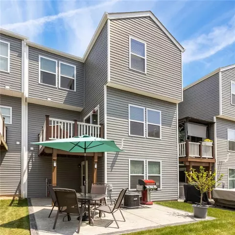 217 Lockheed Dr, Coraopolis, PA 15108 photo 25
