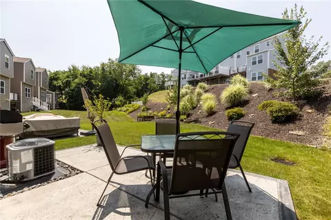 217 Lockheed Dr, Coraopolis, PA 15108 photo 27
