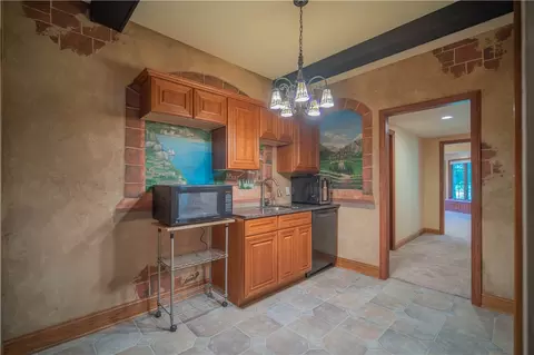 104 Fox Path, Coraopolis, PA 15108 photo 35