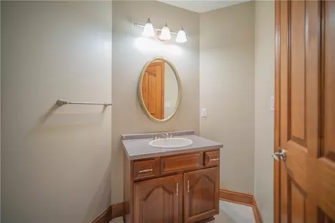 104 Fox Path, Coraopolis, PA 15108 photo 37