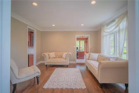 104 Fox Path, Coraopolis, PA 15108 photo 4