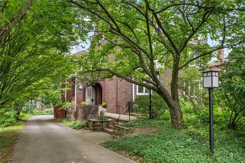 5625 Beacon, Pittsburgh, PA 15217