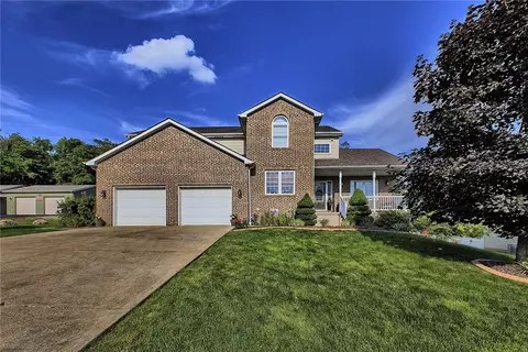 148 Tartan Dr, Greensburg, PA 15601