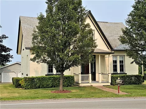 603 Perry Hwy, Harmony, PA 16037