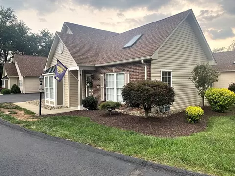 1021 Lafayette St, Uniontown, PA 15401