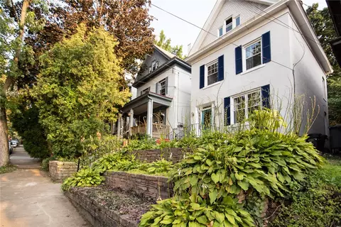 2004 Hampton St, Pittsburgh, PA 15218