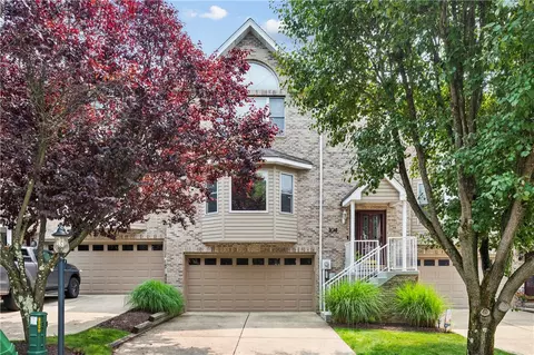 104 Pappan Dr, Imperial, PA 15126